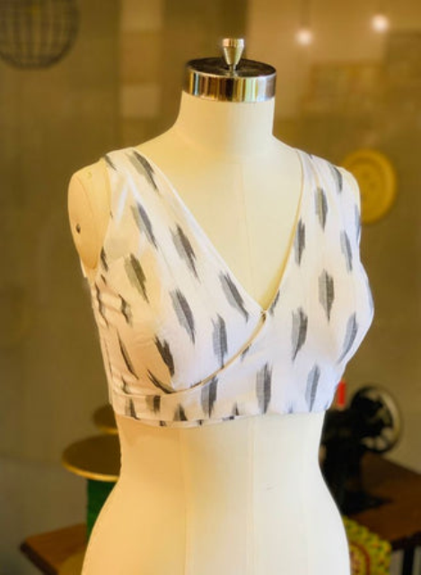 sweetheart-neckline-blouse-pattern: 