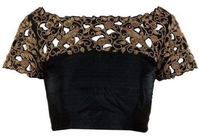 Fabulous-Drop-Sleeve-Full-Sleeve-Blouse-Design
